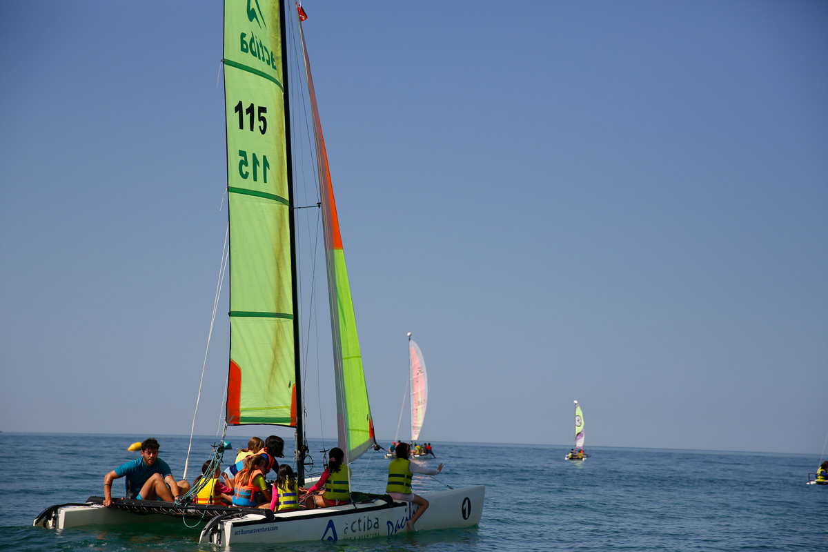 Curso de catamarán en Actiba Mar Aventura